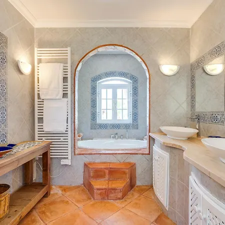 Oasis By Cadenzalux Villa Quartos